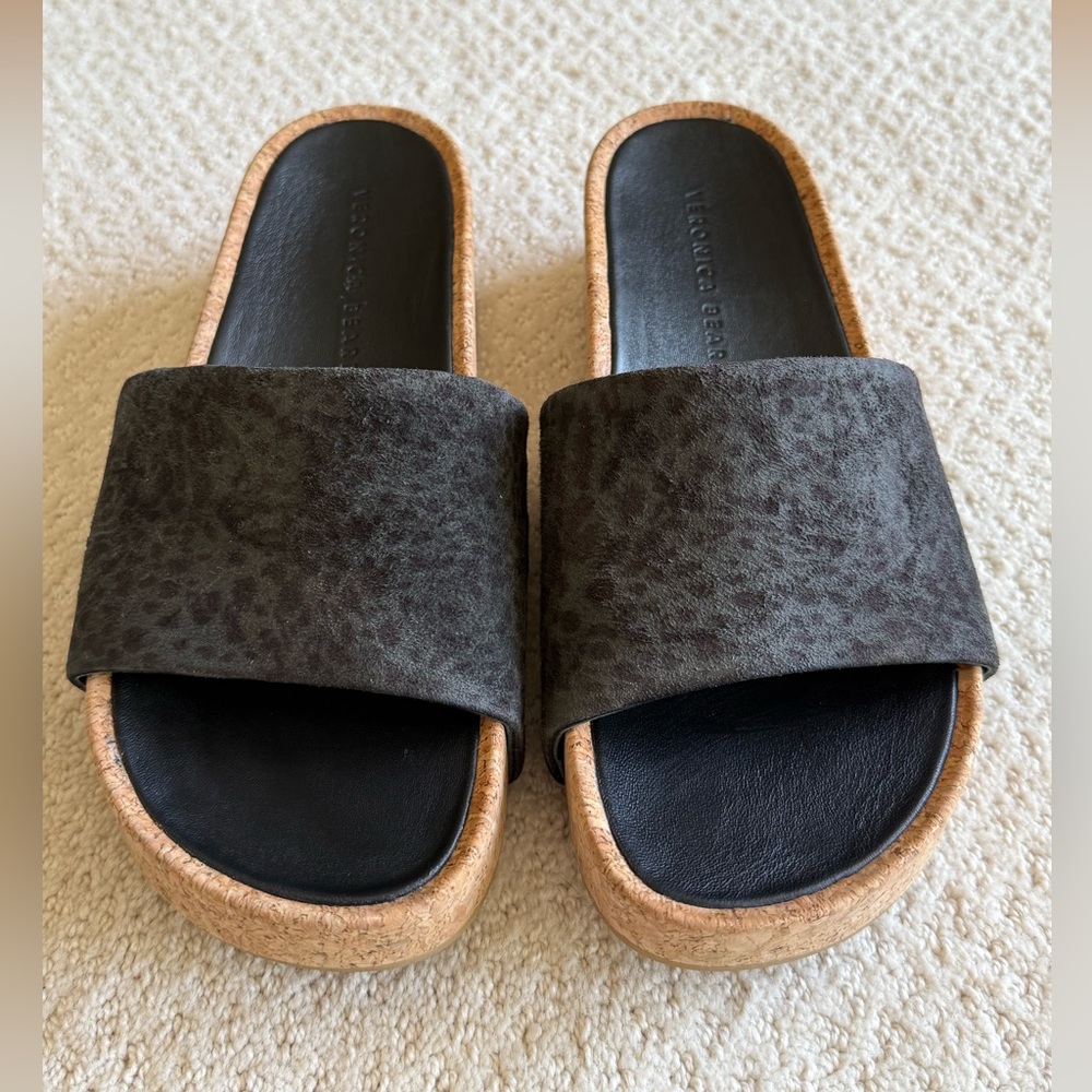 Veronica Beard Black and Brown Sandals